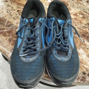 Men's Brooks Ghost 10 shoes Sz 12